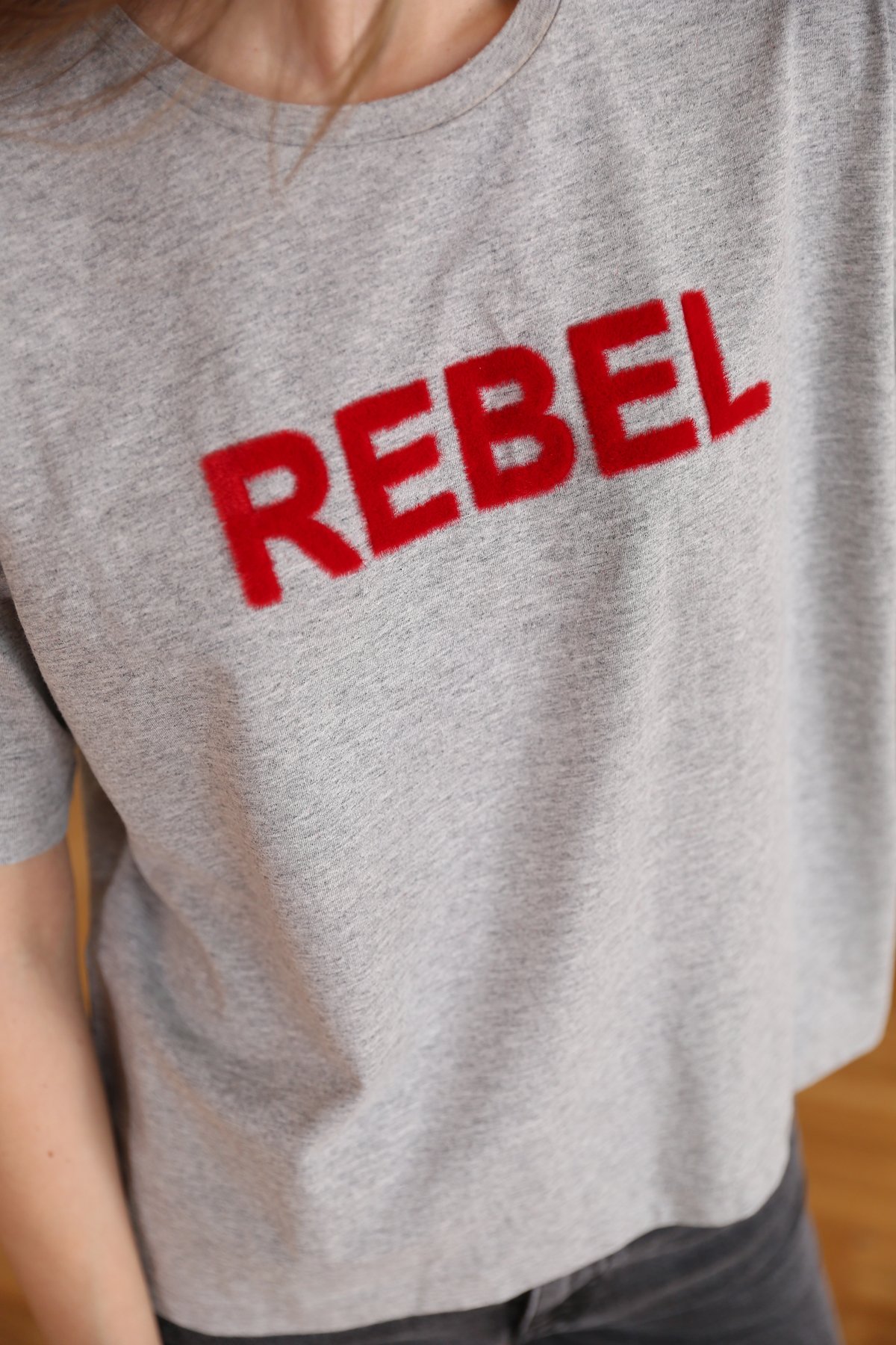 Rebel Yazılı Bisiklet Yaka Tişört 