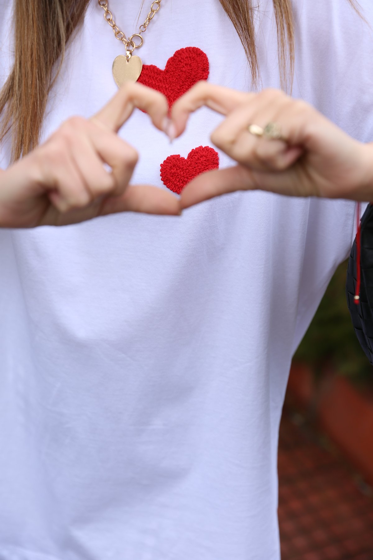 İki Kalp İşlemeli Tshirt 