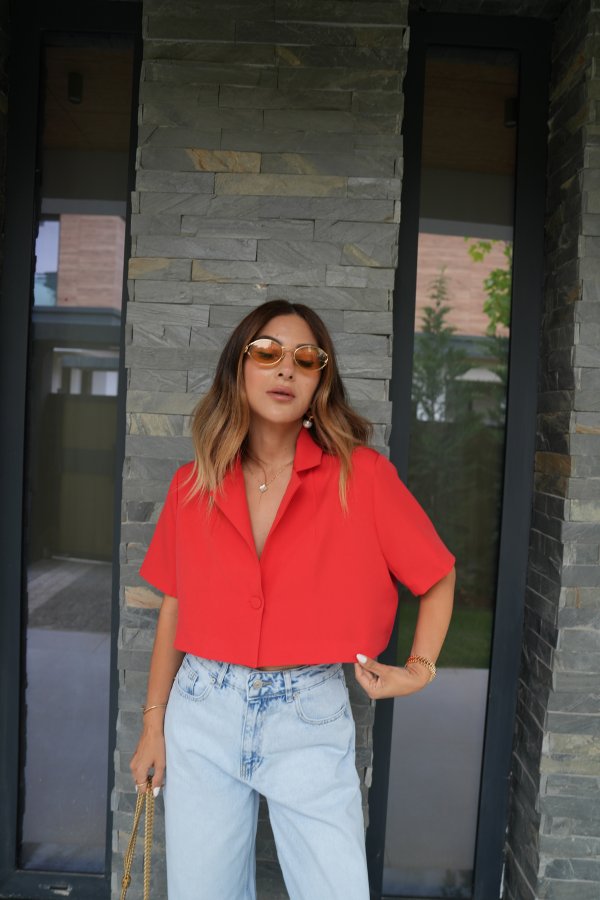 Tek Düğmeli Vatkalı Crop Ceket