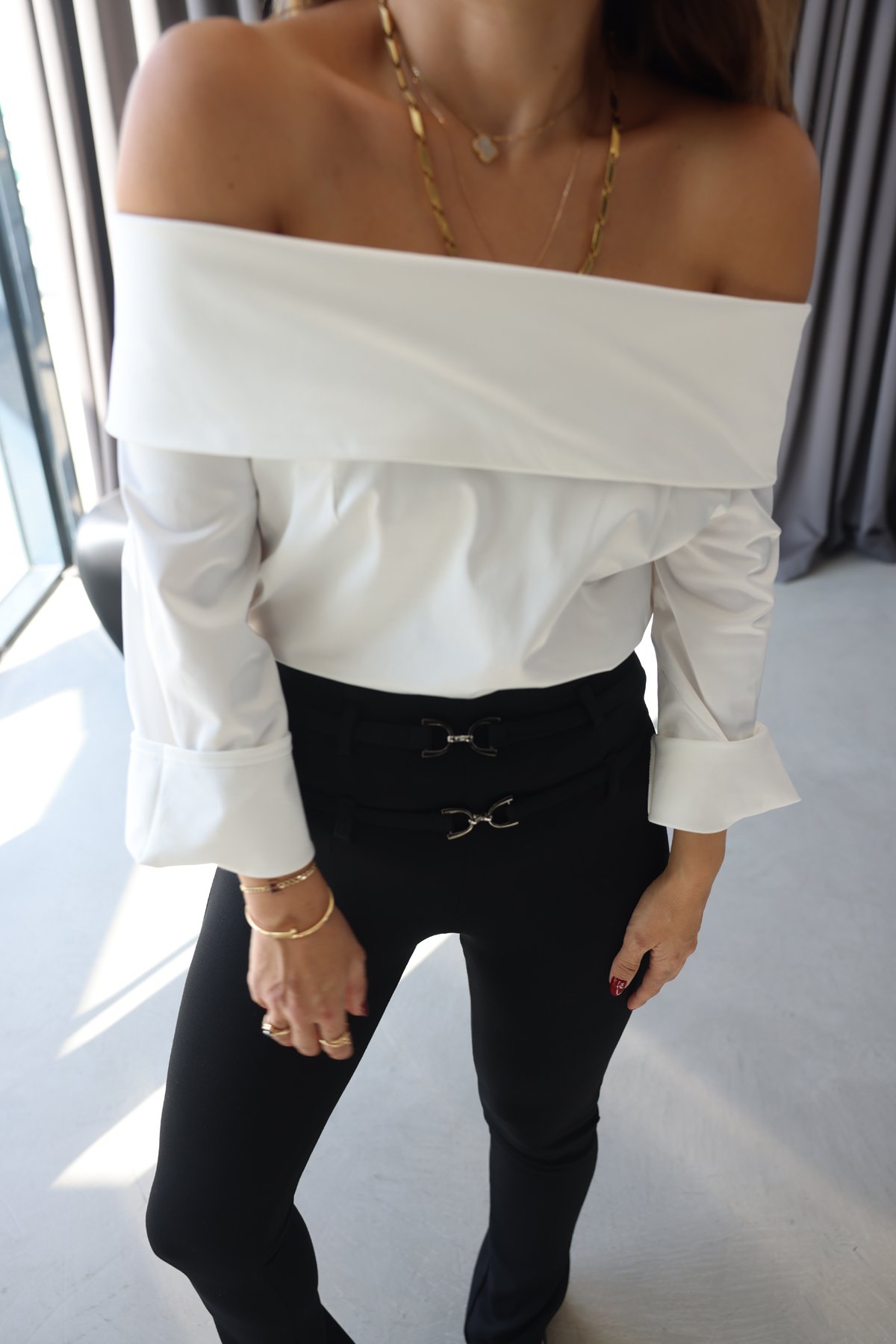 Ö.Ö.Madonna Yaka Kapri Kol Saten Bluz