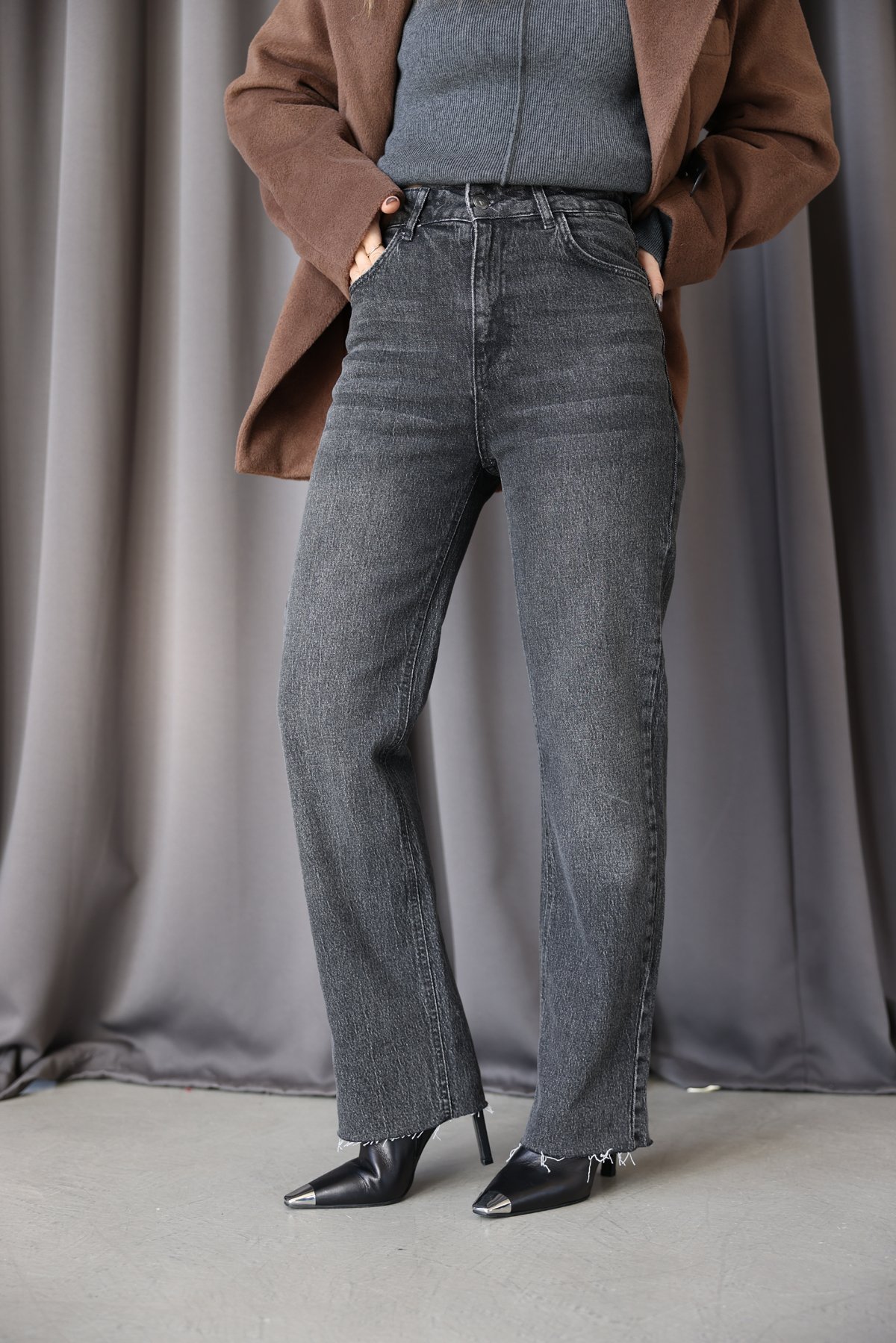 Paçası Kesik Straight Fit Jean