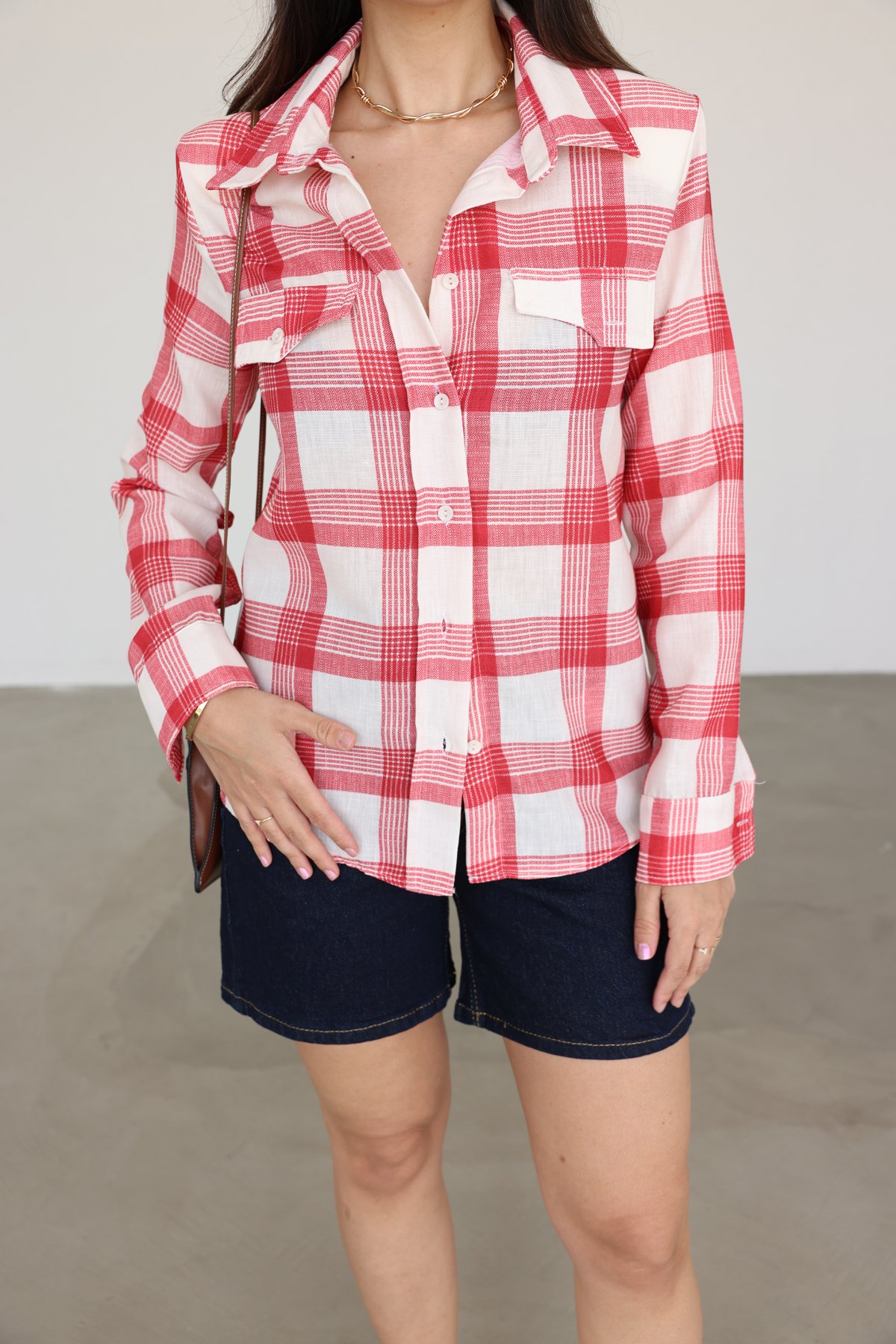 Omuzu Vatkalı Ekoseli Gömlek