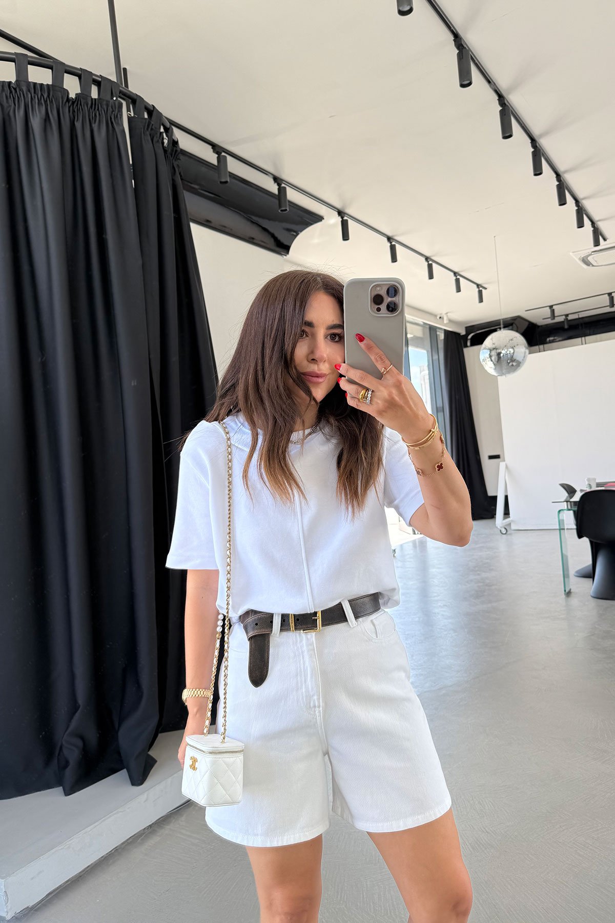 Geniş Kalıp Basic Denim Şort