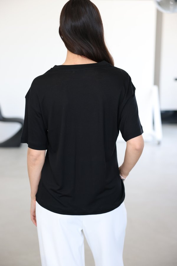 Kalın Yaka İnce Tshirt