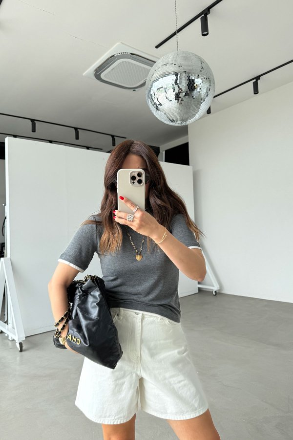 Parça Detaylı Basic Tshirt