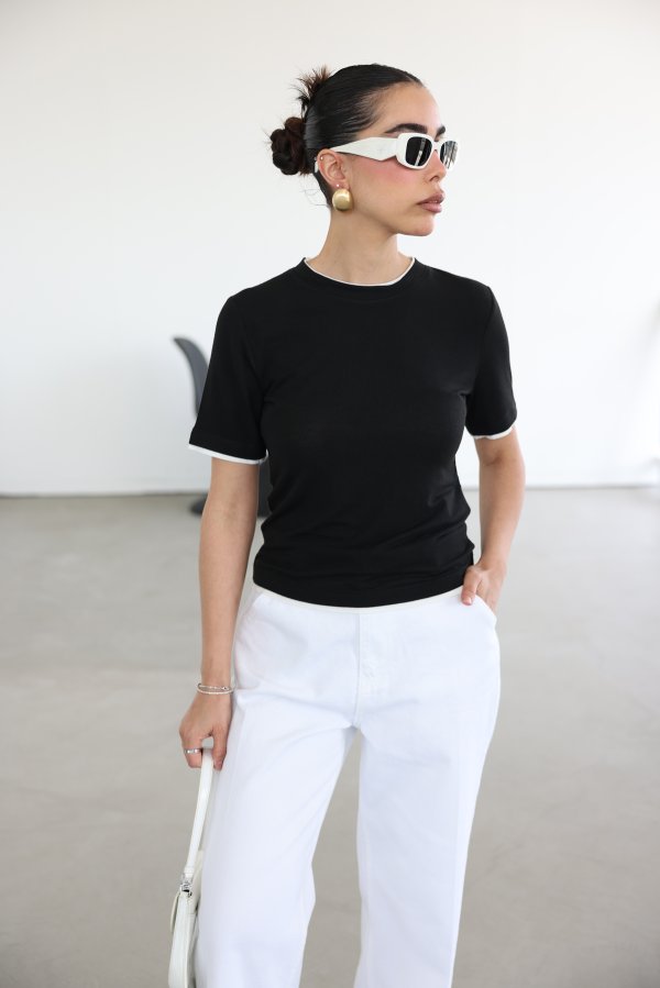 Parça Detaylı Basic Tshirt
