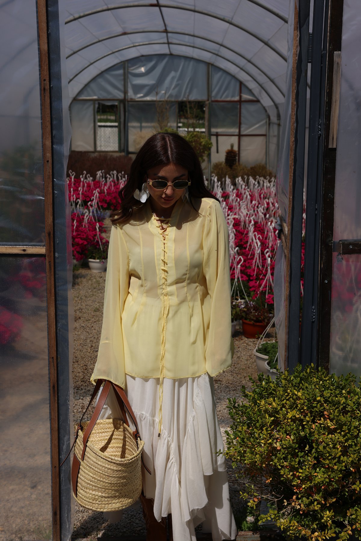 Önü Bağcıklı Transparan Bluz