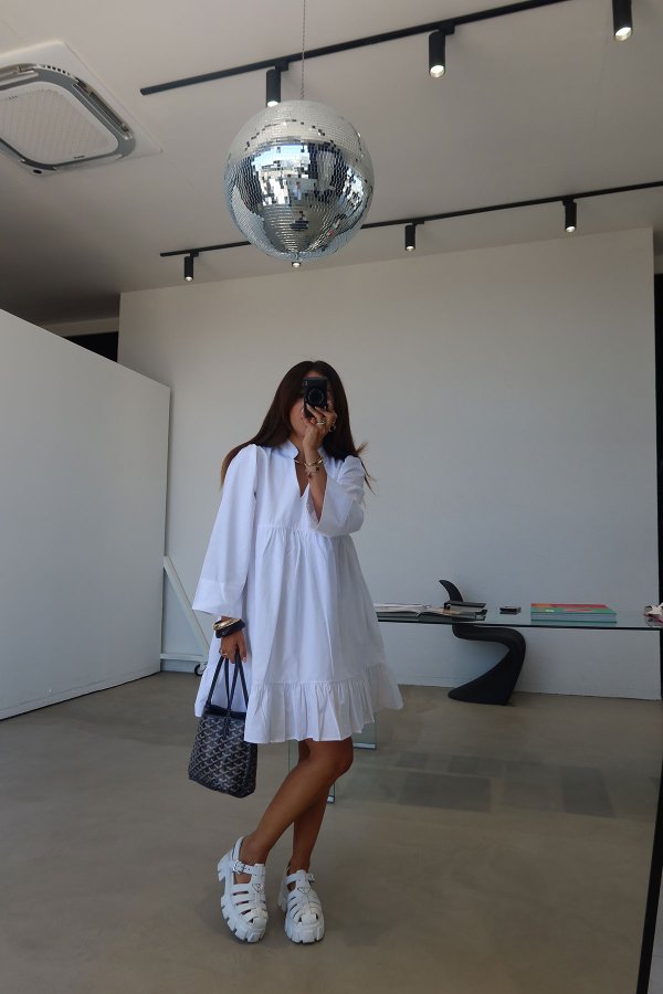 Eteği Volanlı V Yaka Poplin Elbise