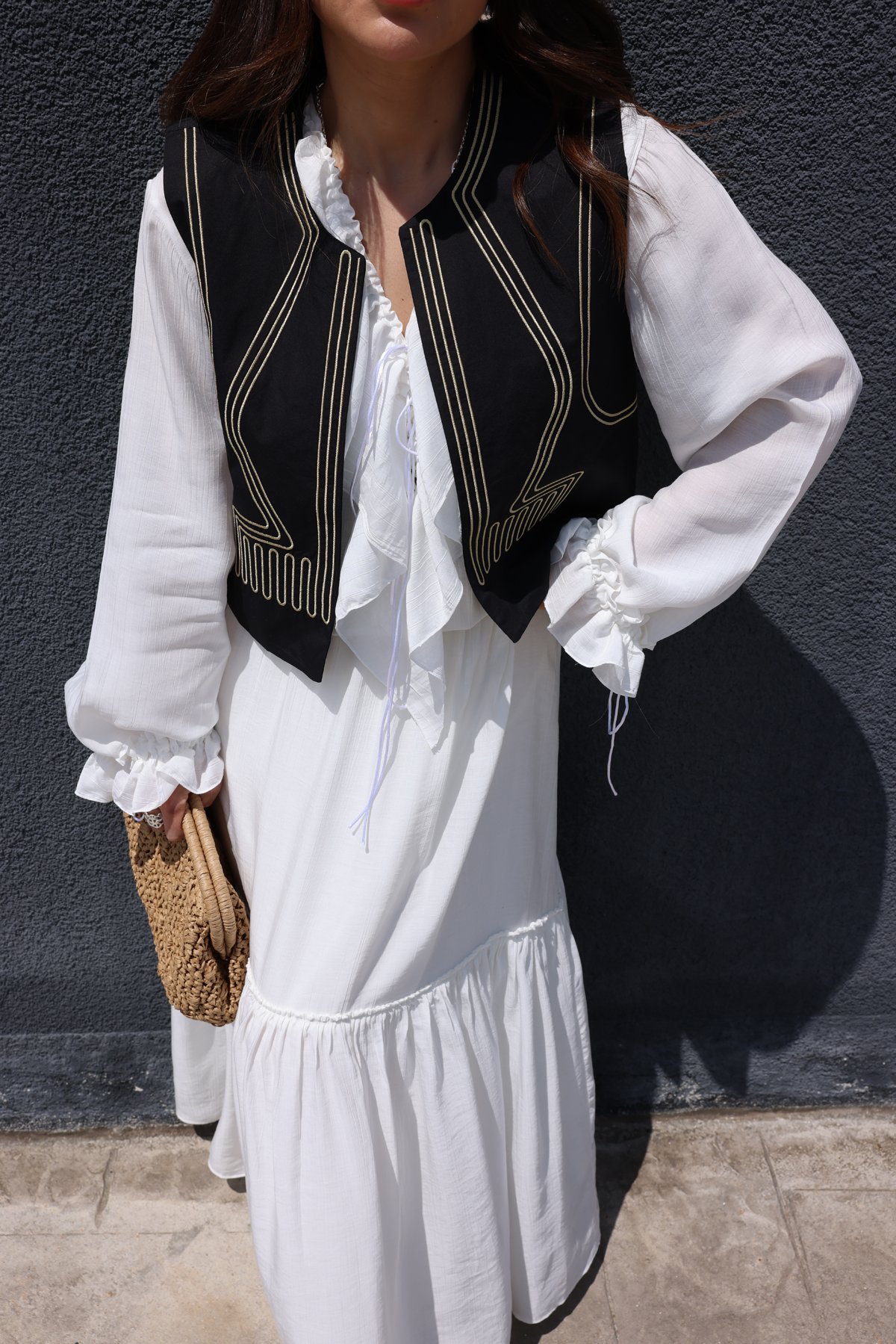 Gold Dikiş Desenli Yelek