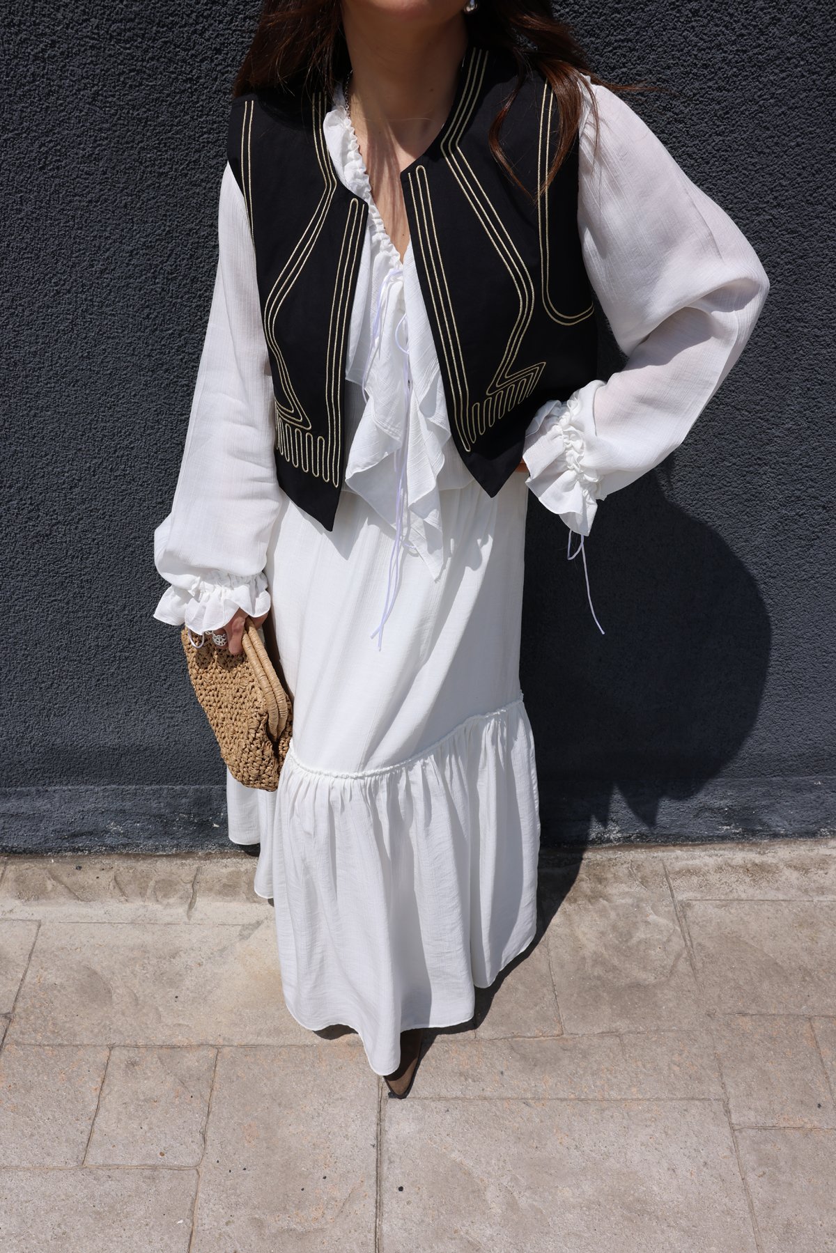 Gold Dikiş Desenli Yelek