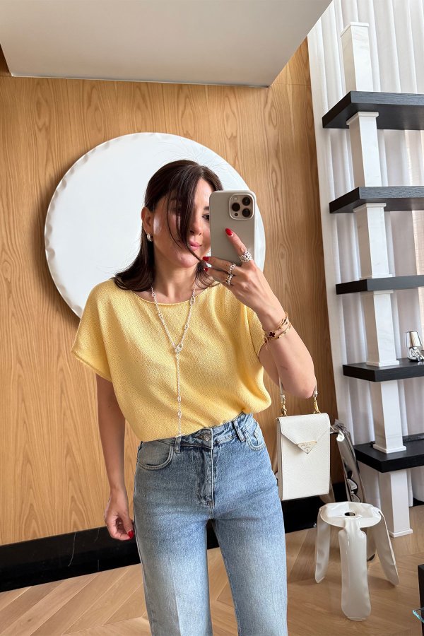 Kolsuz Oversize Triko