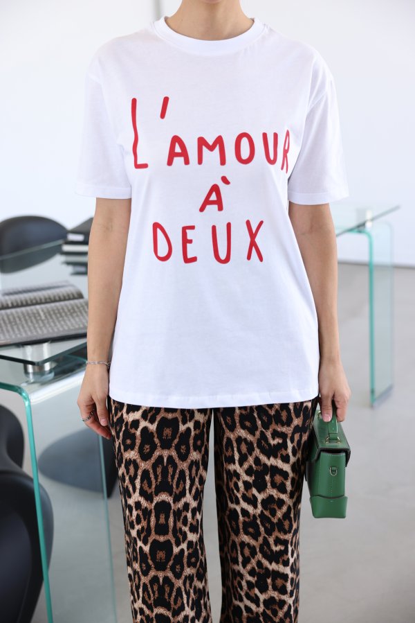 L'amour'A Deux Yazılı Tshirt