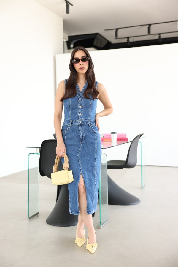 V Yaka Likralı Denim Elbise