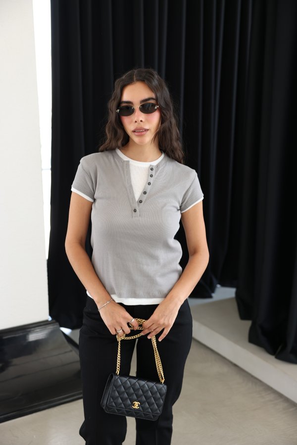 Önü Düğmeli Çift Katlı Tshirt