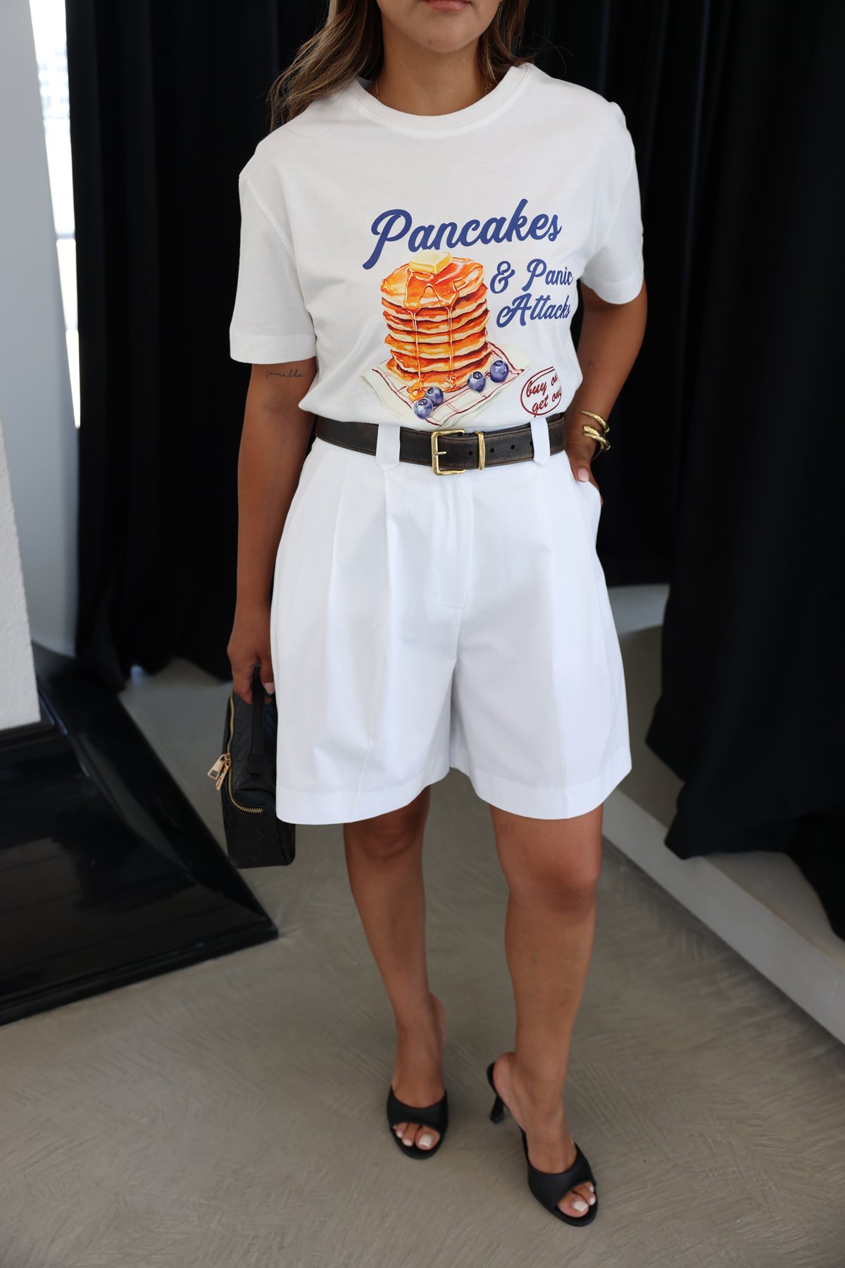 Yüksek Bel Pileli Şort