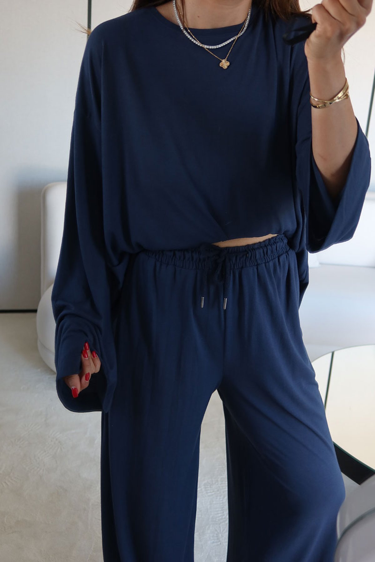 Uzun Kollu Oversize Basic Tshirt