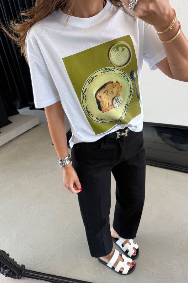 Tabakta Kek Baskılı Tshirt