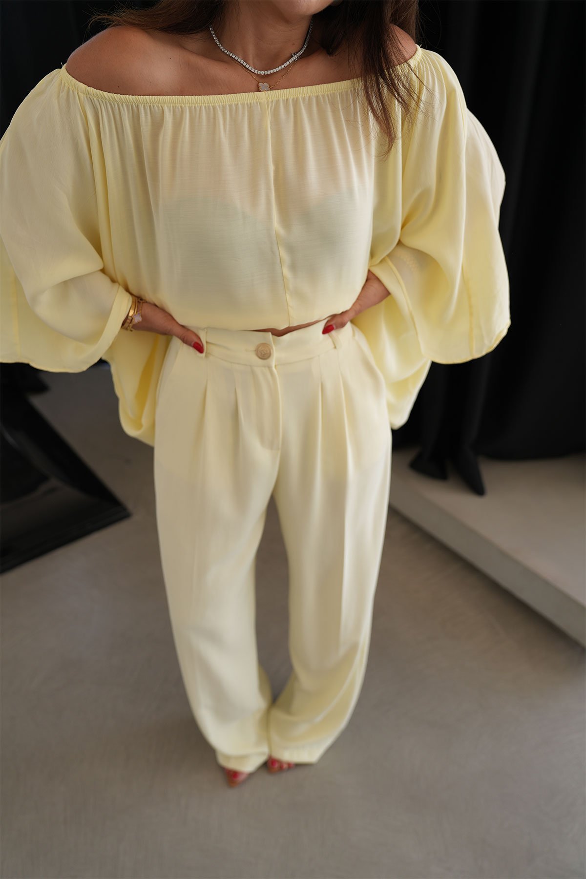 Gold Düğmeli Pileli Klasik Pantolon