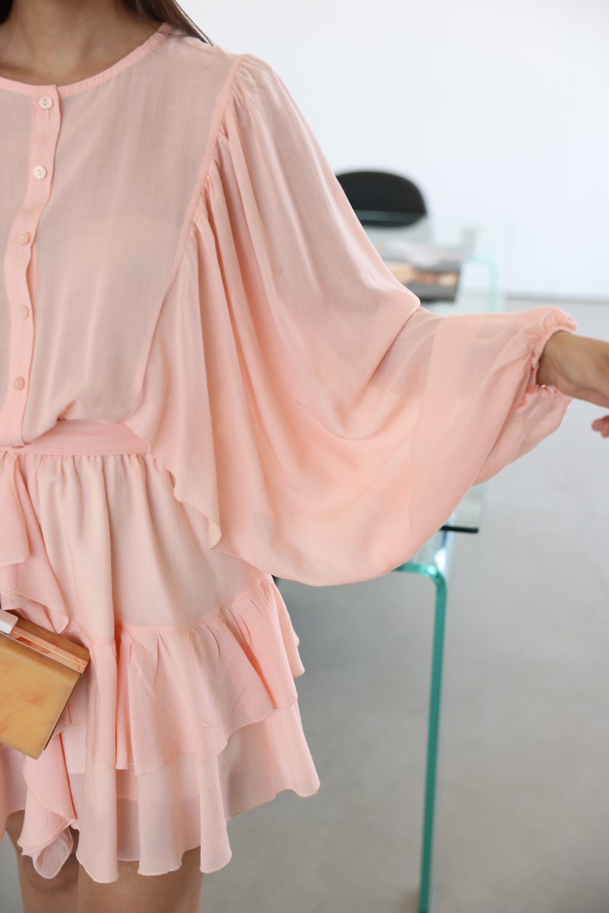 Eteği Fırfırlı Geniş Kol Elbise