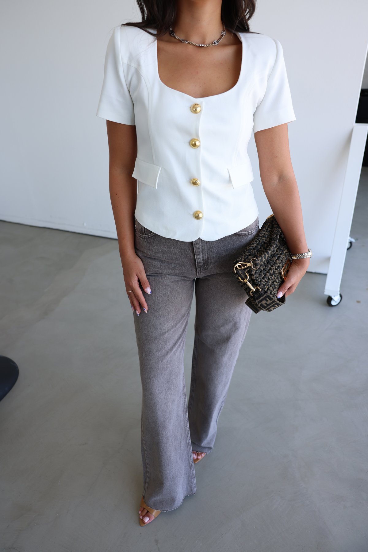 Ö.Ö Omuzu Vatkalı Gold Düğmeli Ceket