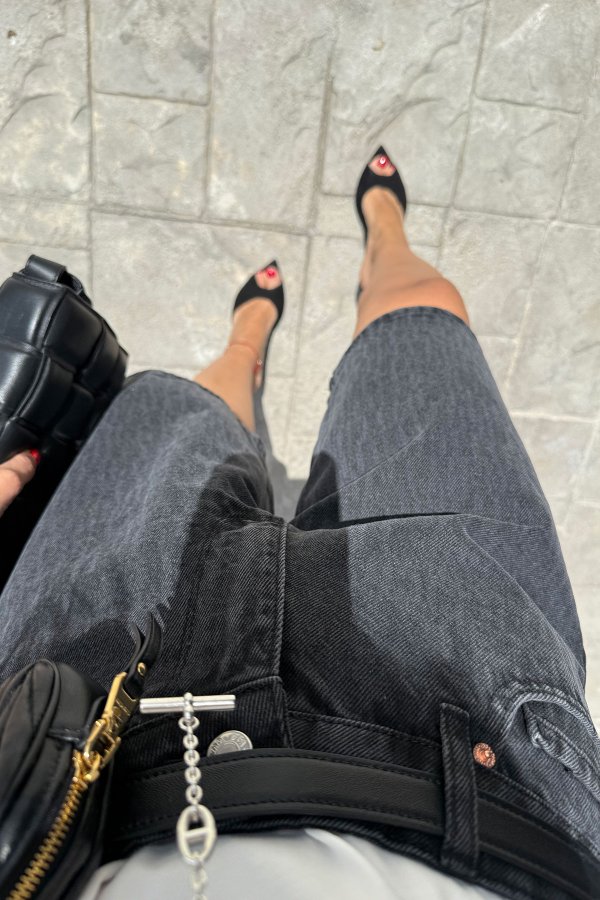 Yıkamalı Geniş Kalıp Boyfriend Şort