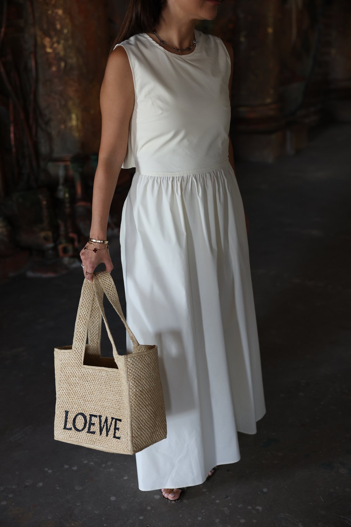 Bel Detaylı Uzun Kolsuz Elbise