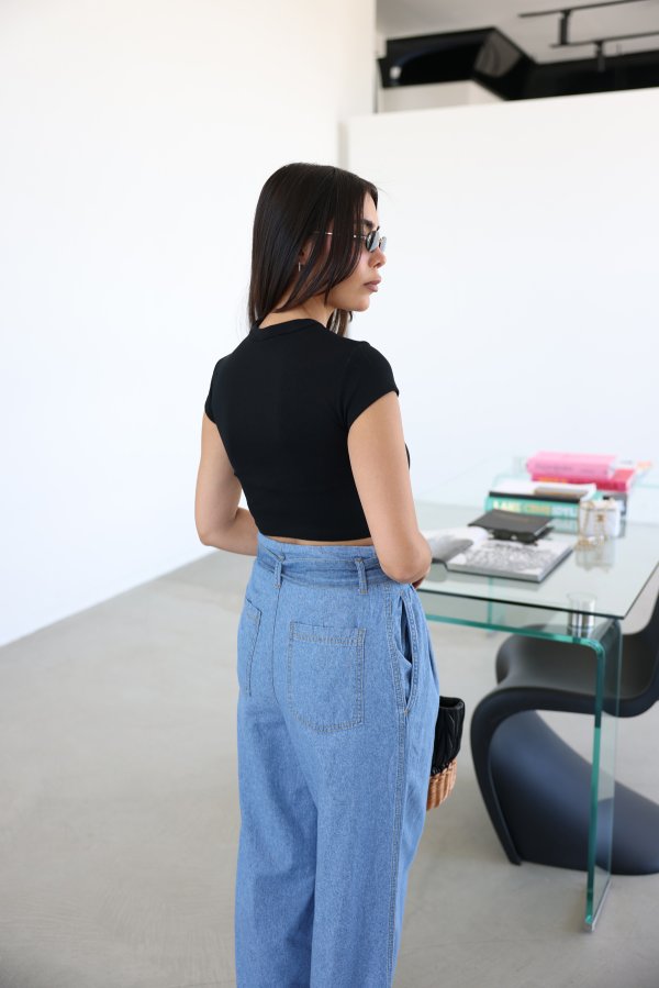 Fitilli Basic Crop Tshirt