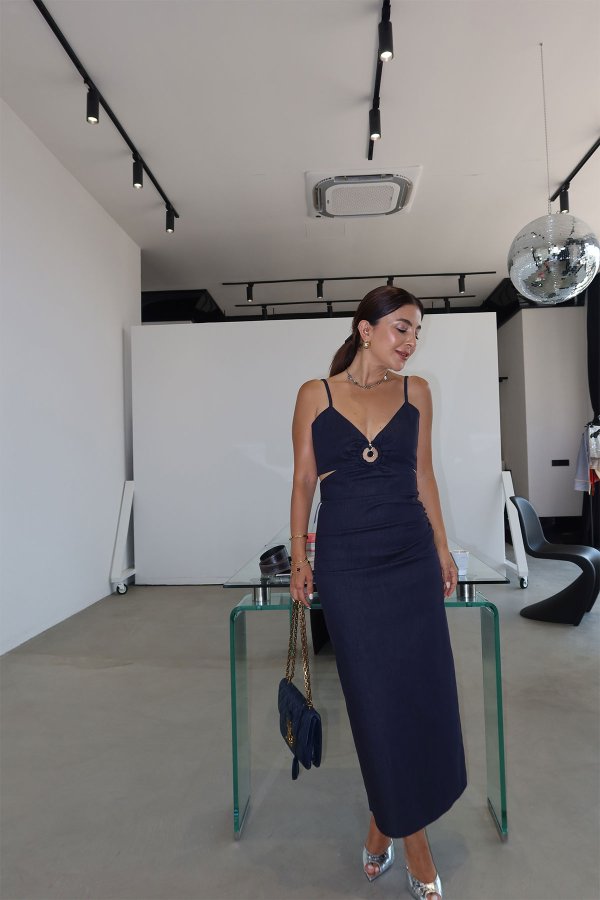İp Askılı Göğüs Dekolteli Denim Elbise