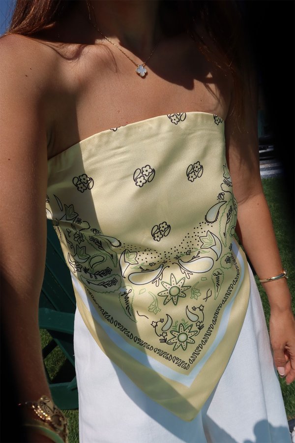 Desenli Saten Sırtı Bağlamalı Bluz