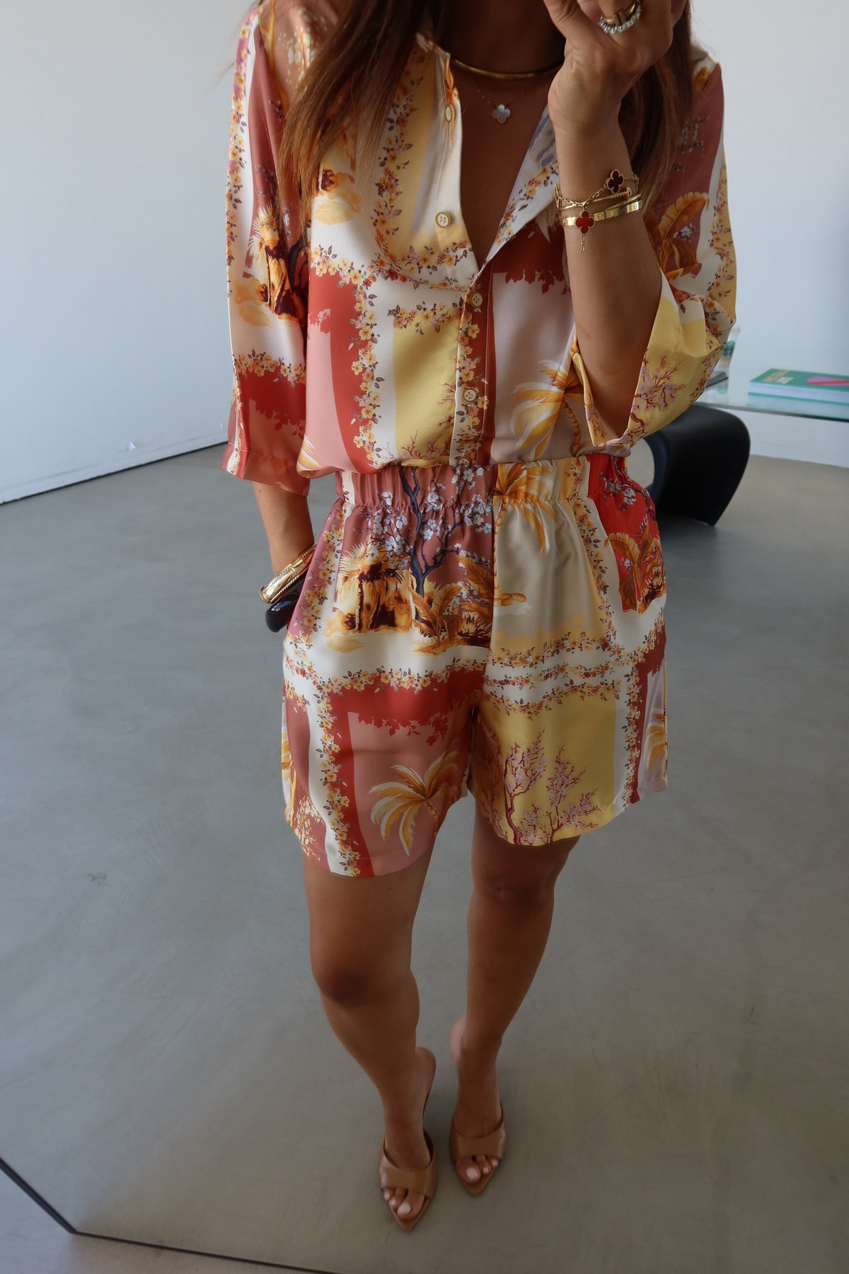 Karışık Desenli Saten Şort