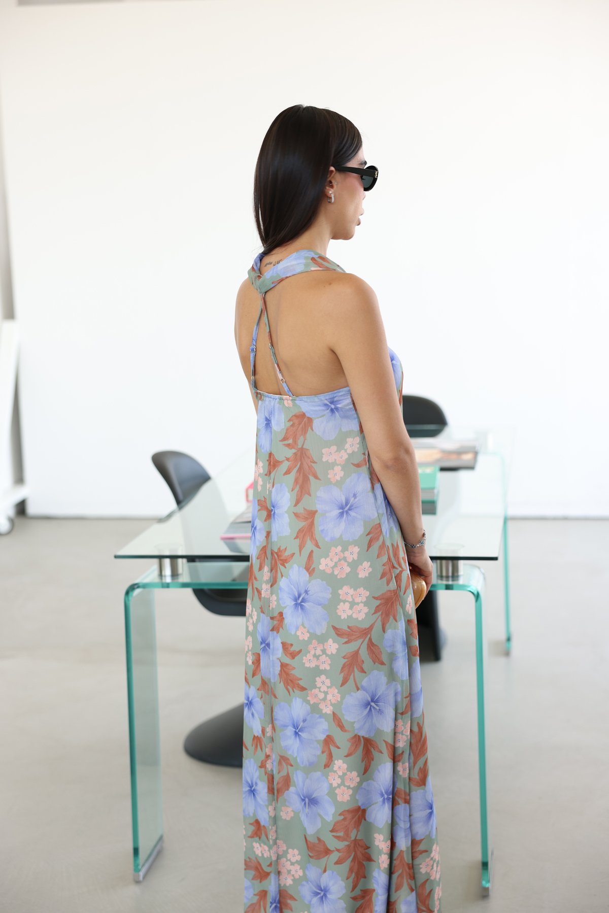 Çiçek Desenli Üzeri Tül Ayarlanabilir Askılı Elbise