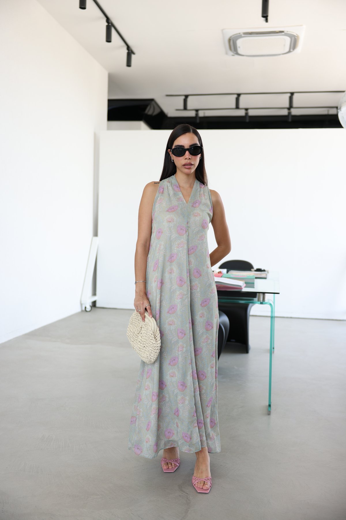 Çiçek Desenli Üzeri Tül Ayarlanabilir Askılı Elbise