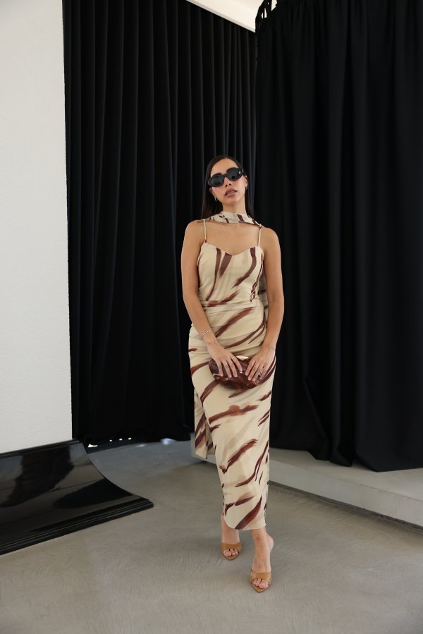 İp Askılı Kendinden Kuşaklı Desenli Elbise