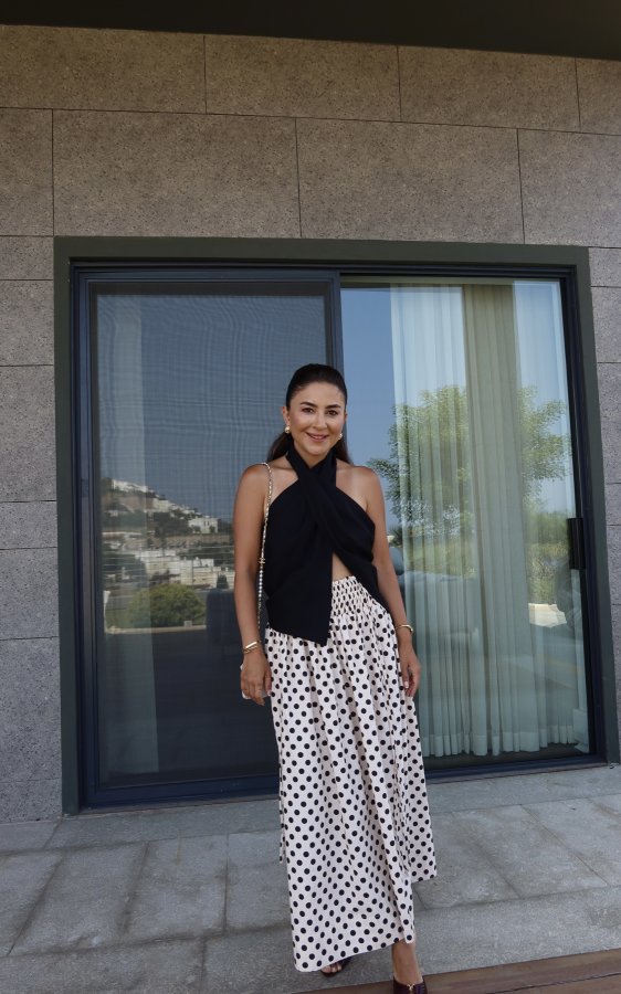 Beli Lastikli Puantiyeli Etek