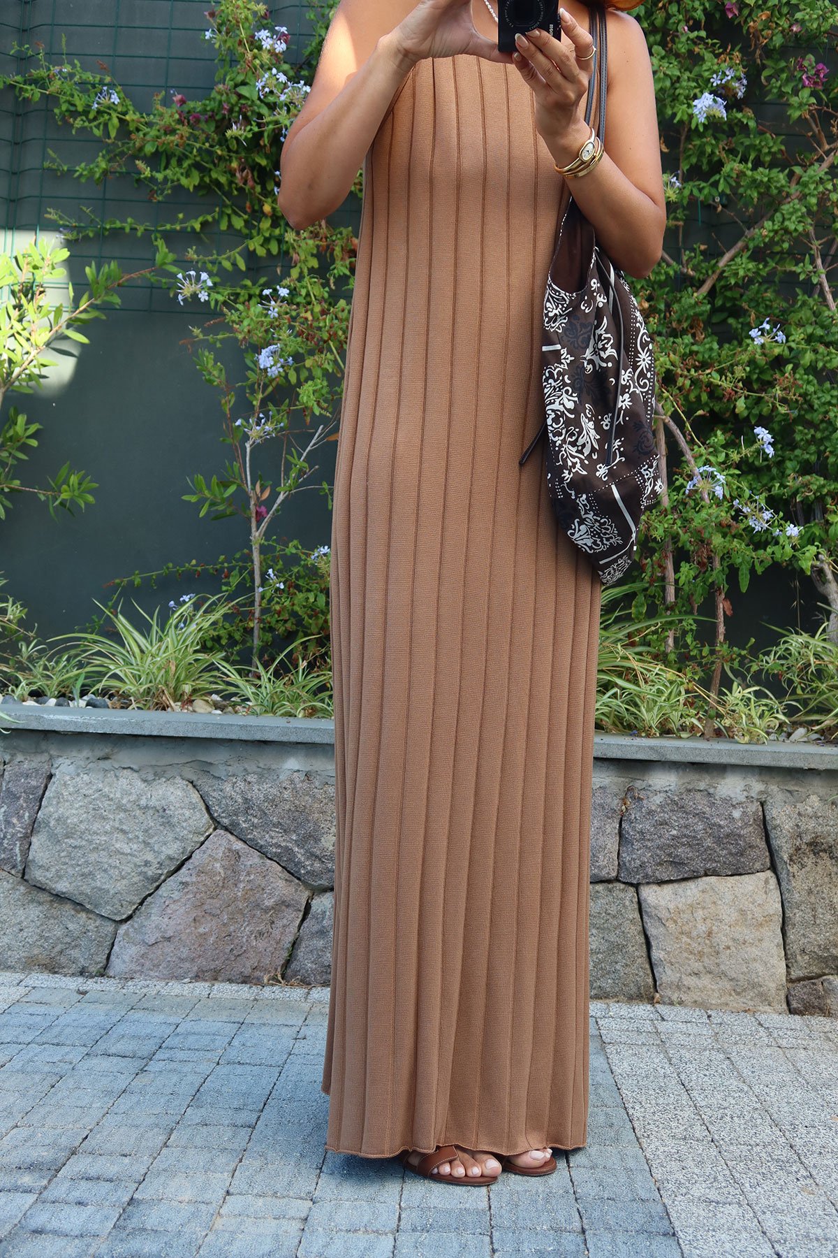 İp Askılı Uzun Triko Elbise