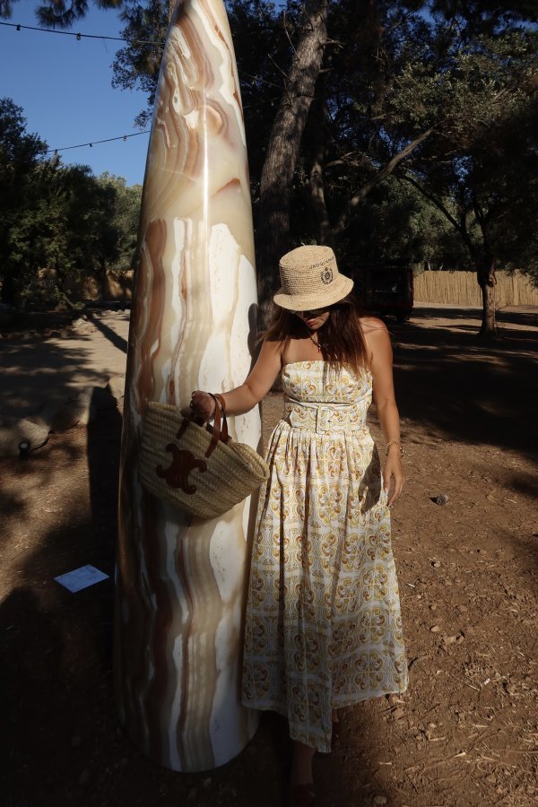 Desenli Kemerli Straplez Elbise