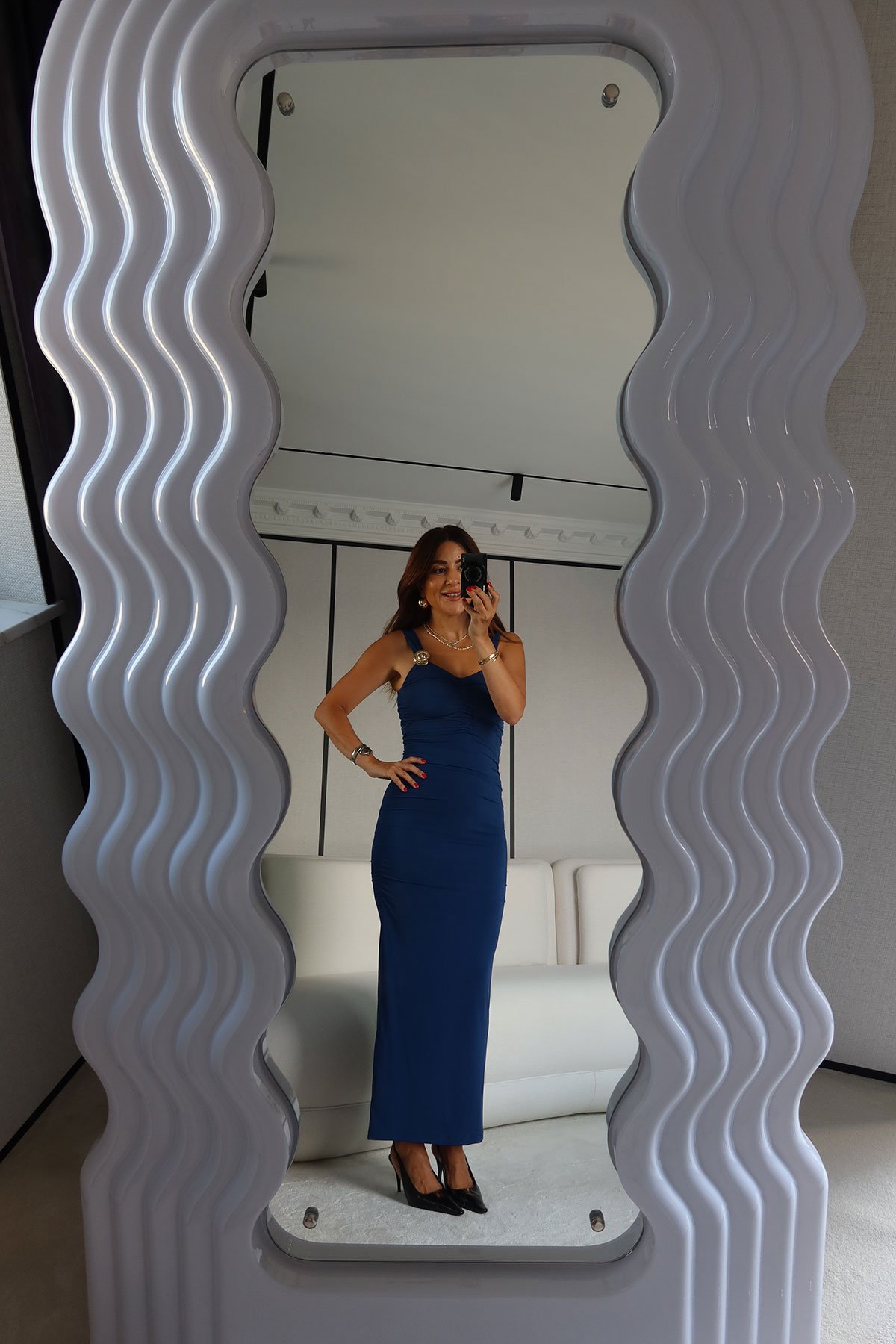 Gold Aksesuarlı Drapeli Elbise