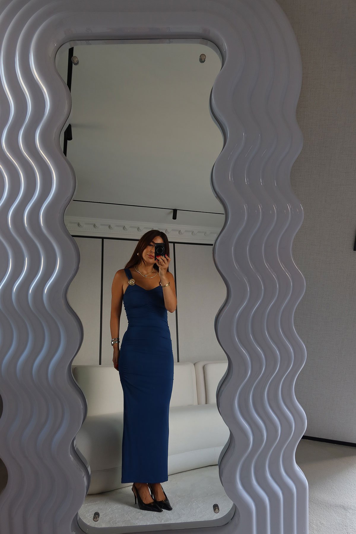 Gold Aksesuarlı Drapeli Elbise