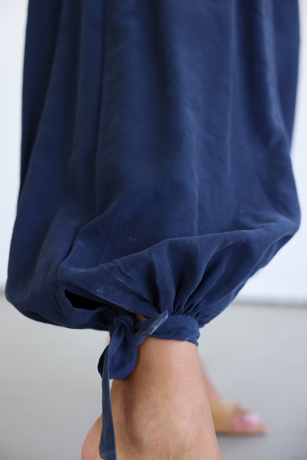 Beli ve Paçası Lastikli Şalvar Pantolon