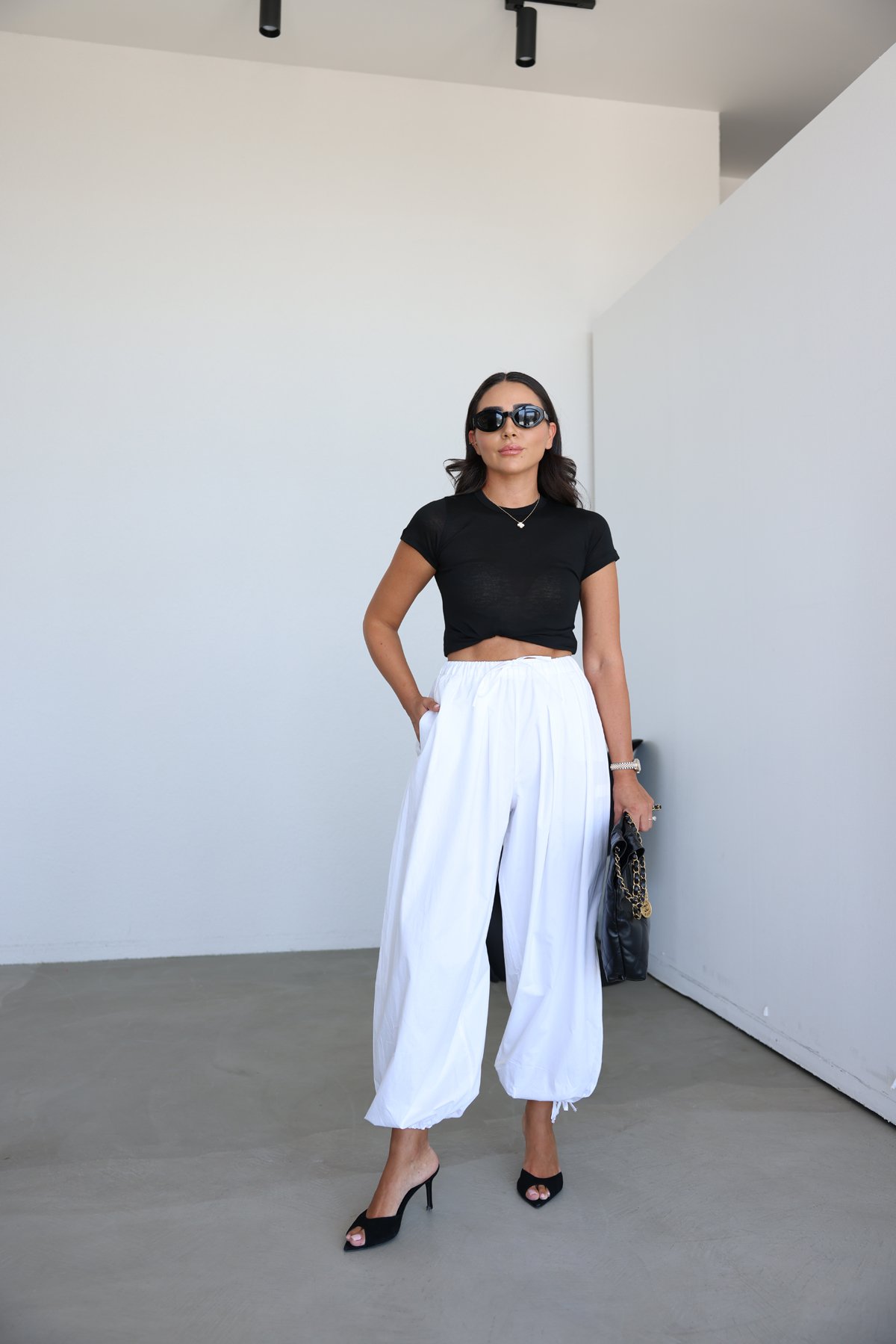 Beli Lastikli Paçası Ayarlamalı Şalvar Pantolon