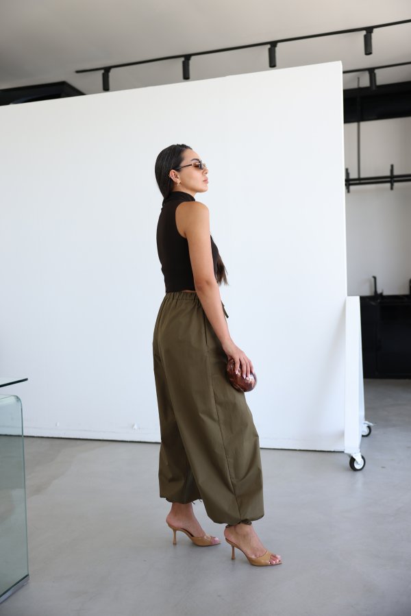 Beli Lastikli Paçası Ayarlamalı Şalvar Pantolon