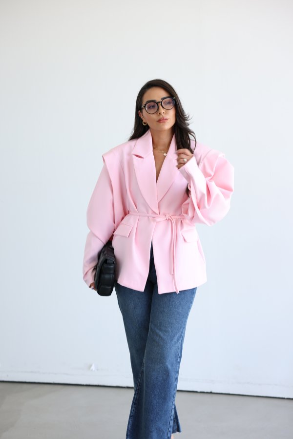 Çift Cepli Bağcıklı Ceket