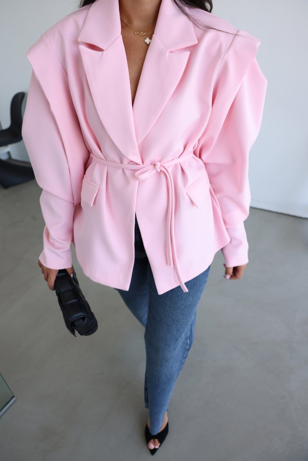 Çift Cepli Bağcıklı Ceket