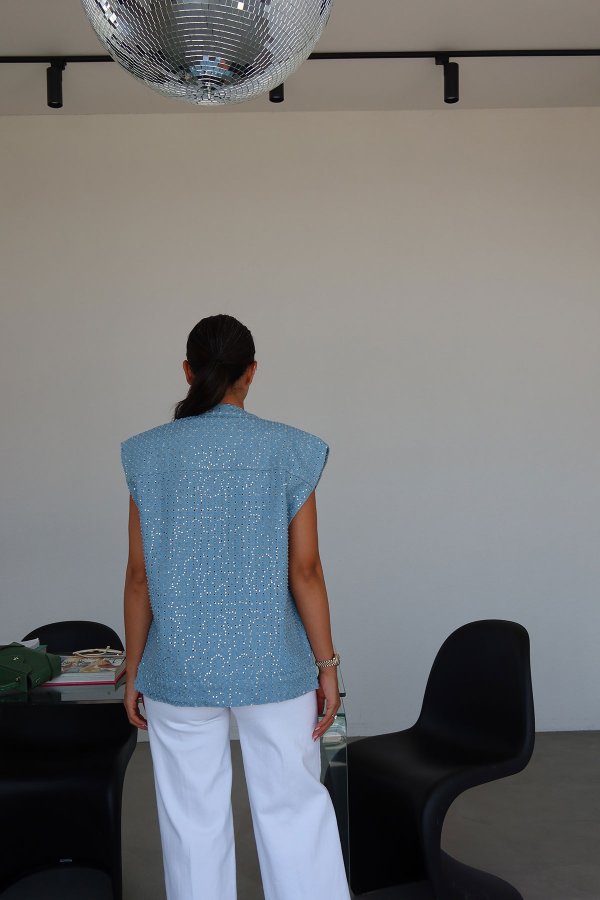 Pul İşlemeli Vatkalı Denim Yelek