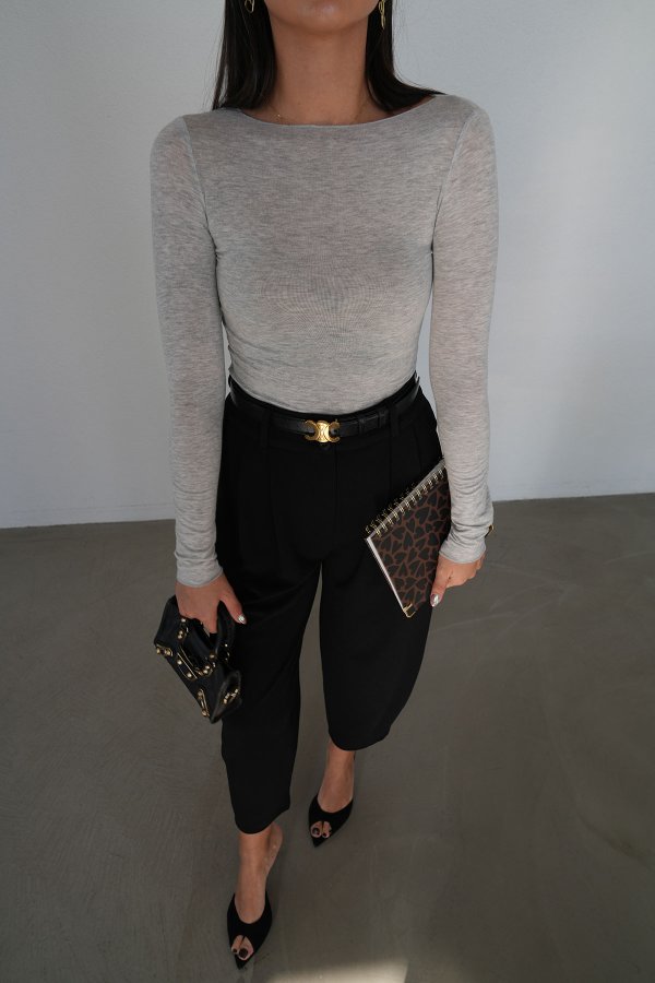 Naturel Yaka İnce Kaşmir Bluz