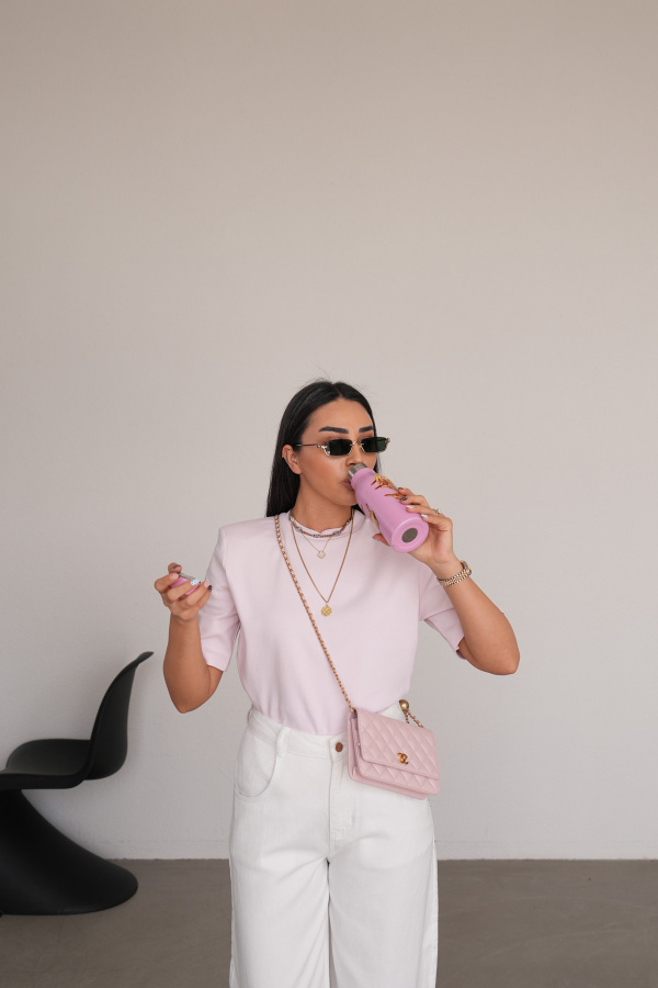 Omuzu Vatkalı Basic Tişört