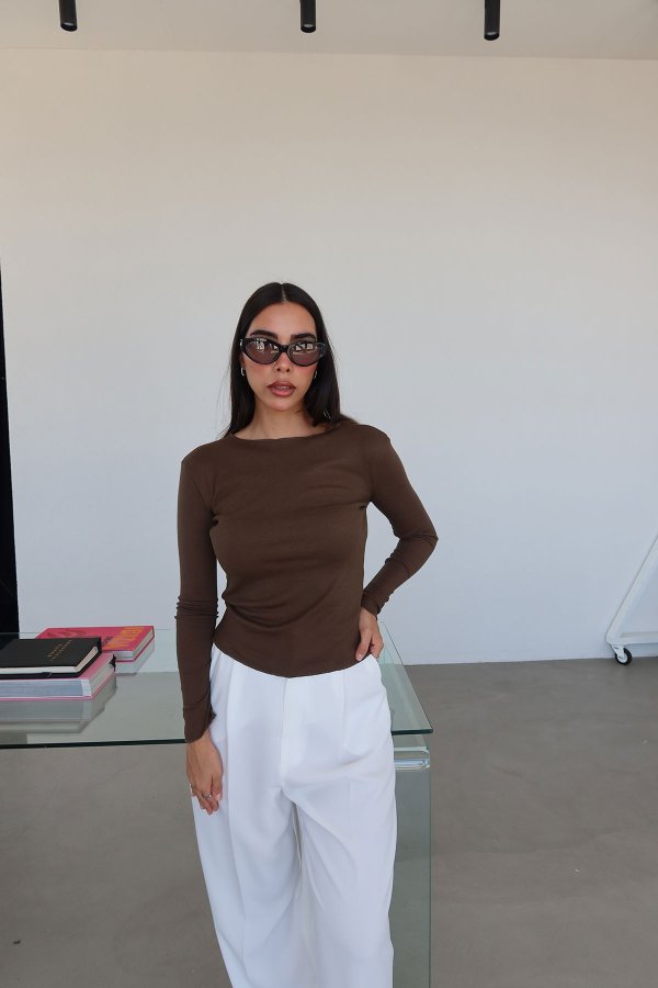Naturel Yaka İnce Basic Bluz