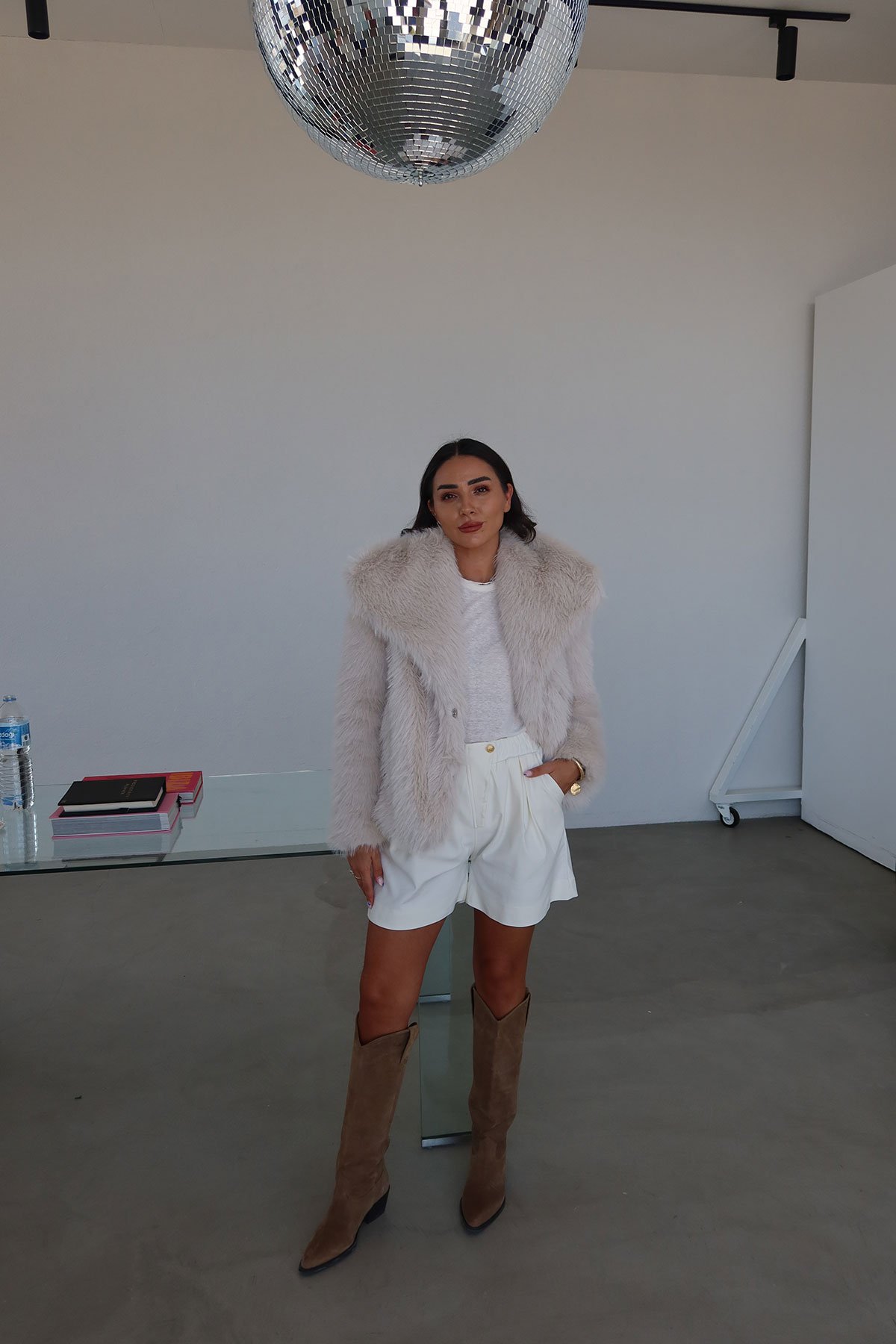 Beli Lastikli Yandan Cepli Şort