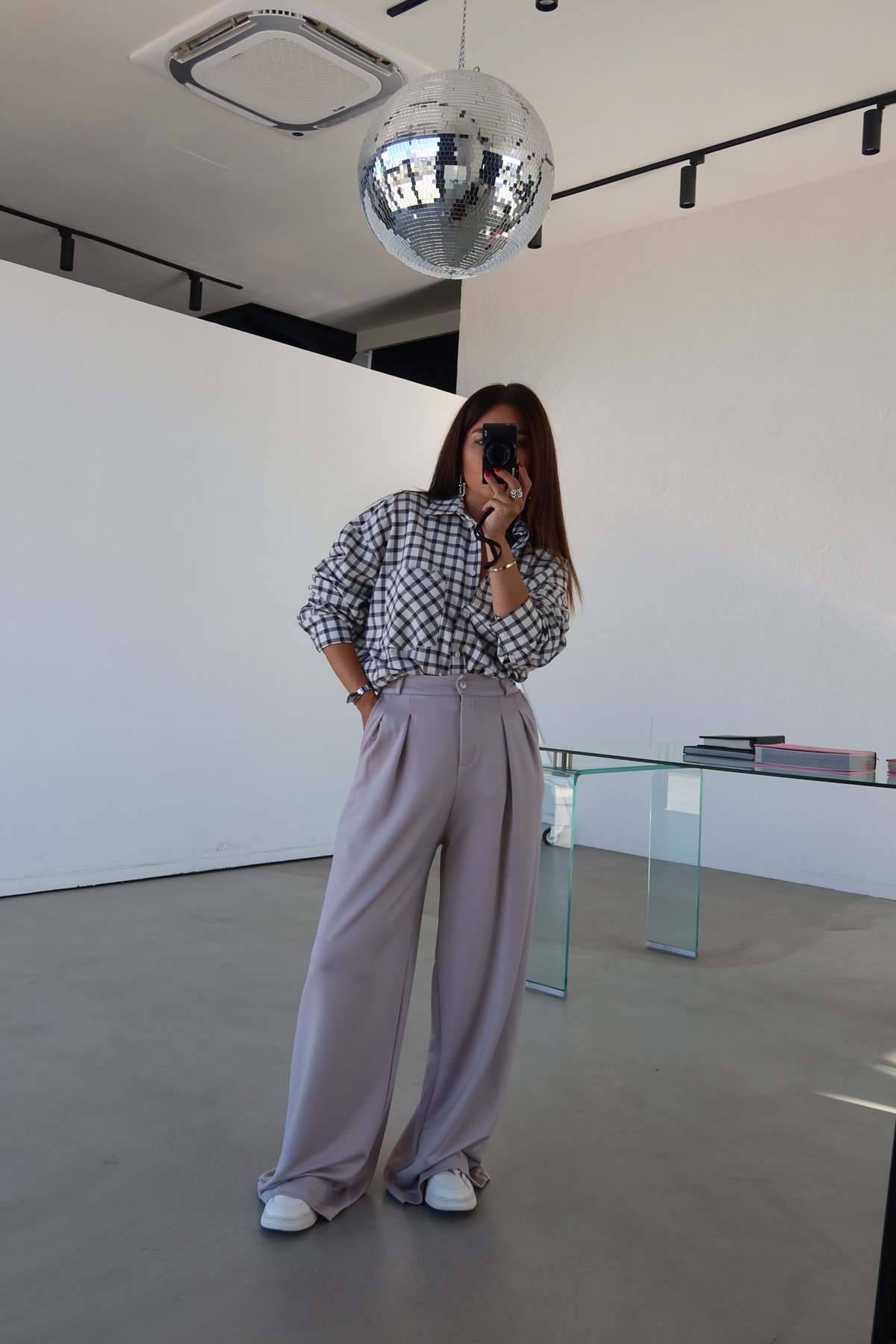 Çift Pensli Likralı Geniş Paça Pantolon