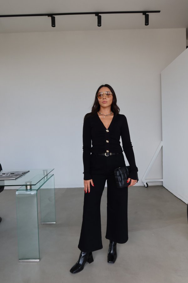 Aksesuar Düğmeli İnce Fitilli Triko Hırka